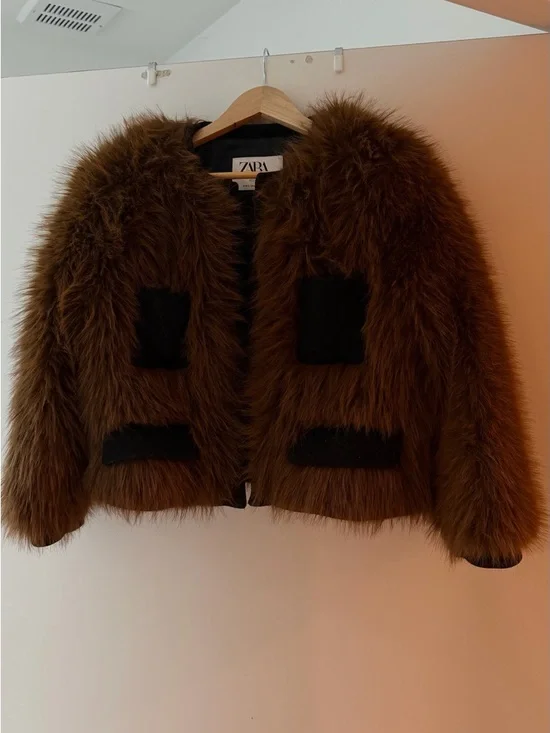 Zara Brown Faux Fur Bomber Jacket with Black Trim - Picture 4 of 6